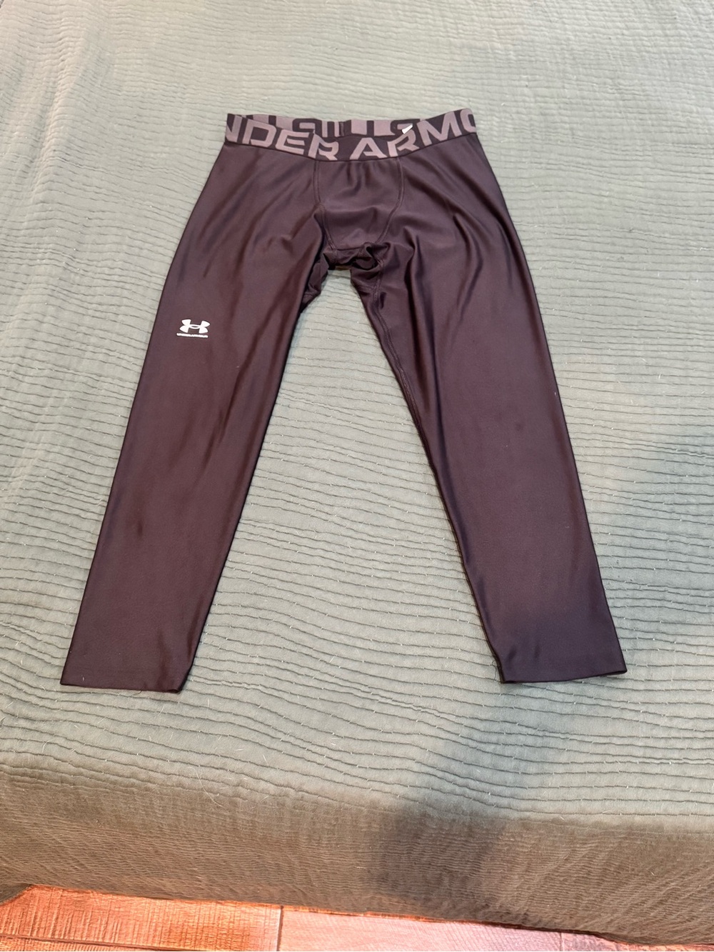 Under Armour Boy’s Base Layer Heatgear Leggings with Branded Waistband